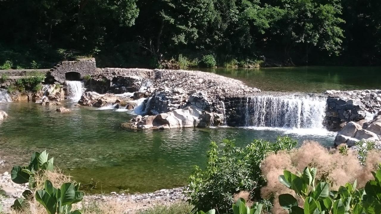 Camping Le Ventadour Meyras Экстерьер фото