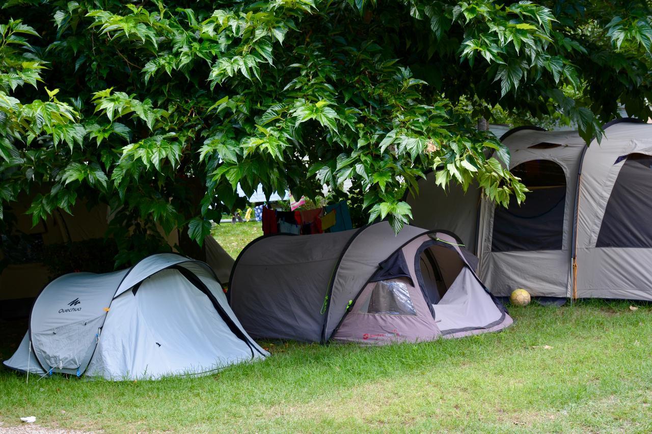 Camping Le Ventadour Meyras Экстерьер фото