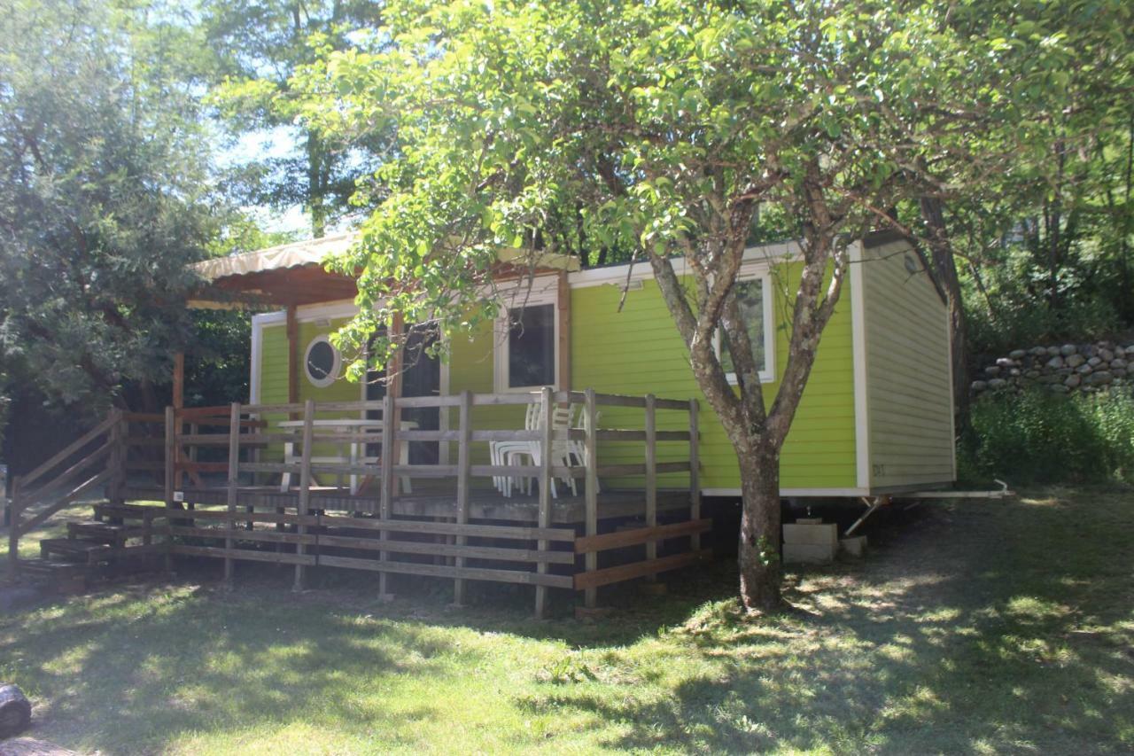 Camping Le Ventadour Meyras Экстерьер фото